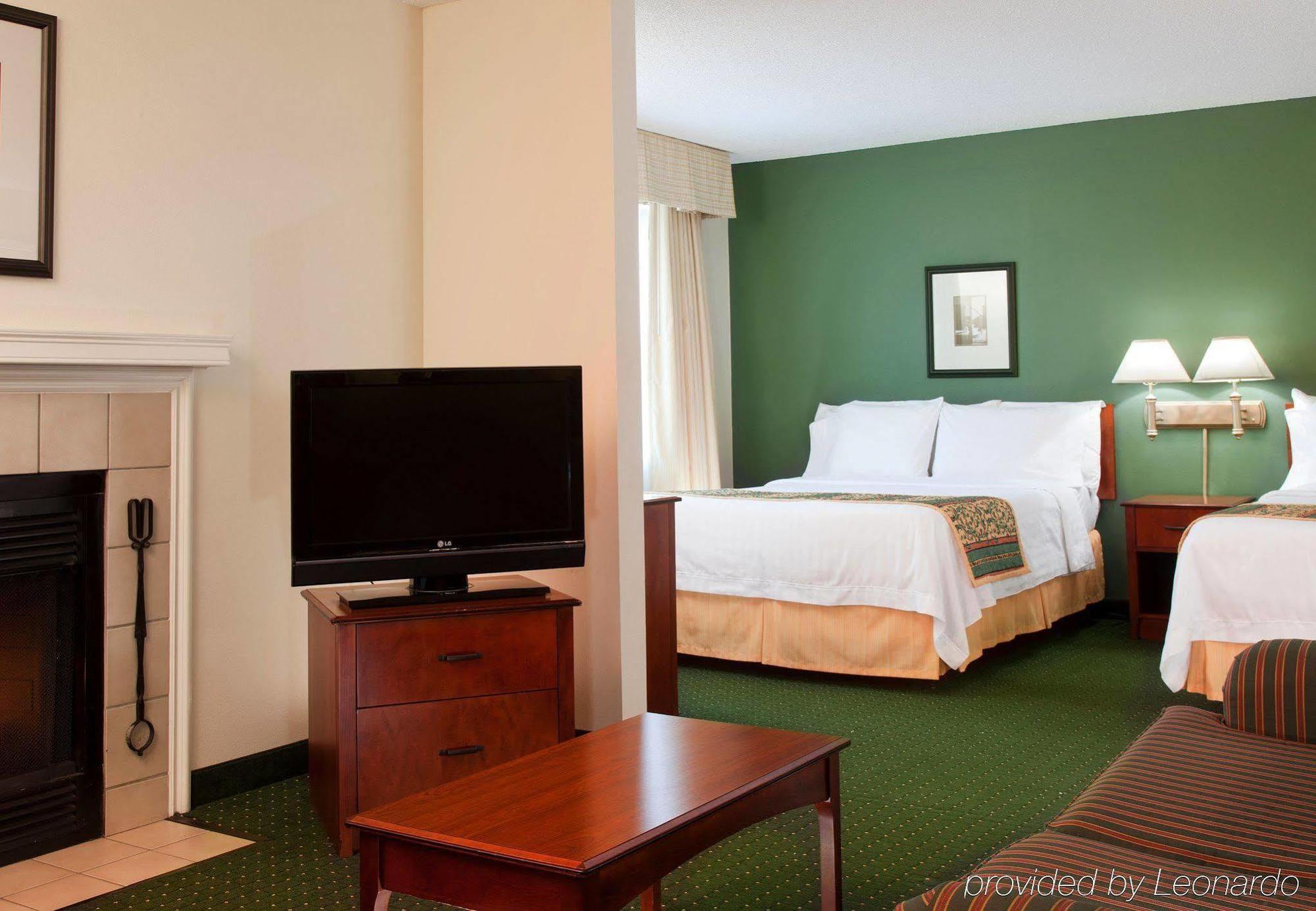 Residence Inn Kansas City Downtown/Union Hill מראה חיצוני תמונה